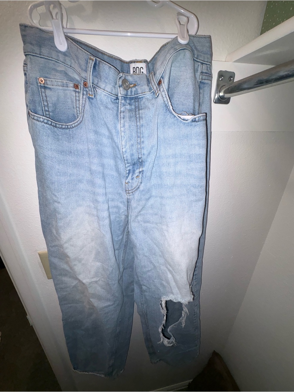 Women’s High Rise Baggy Distressed Jeans
